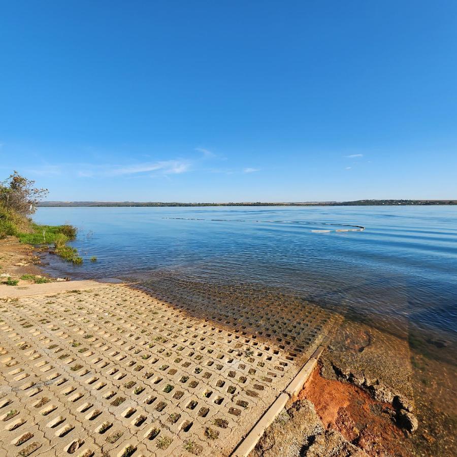 Rancho Pantanal - Lago Corumba 4 Alexania エクステリア 写真