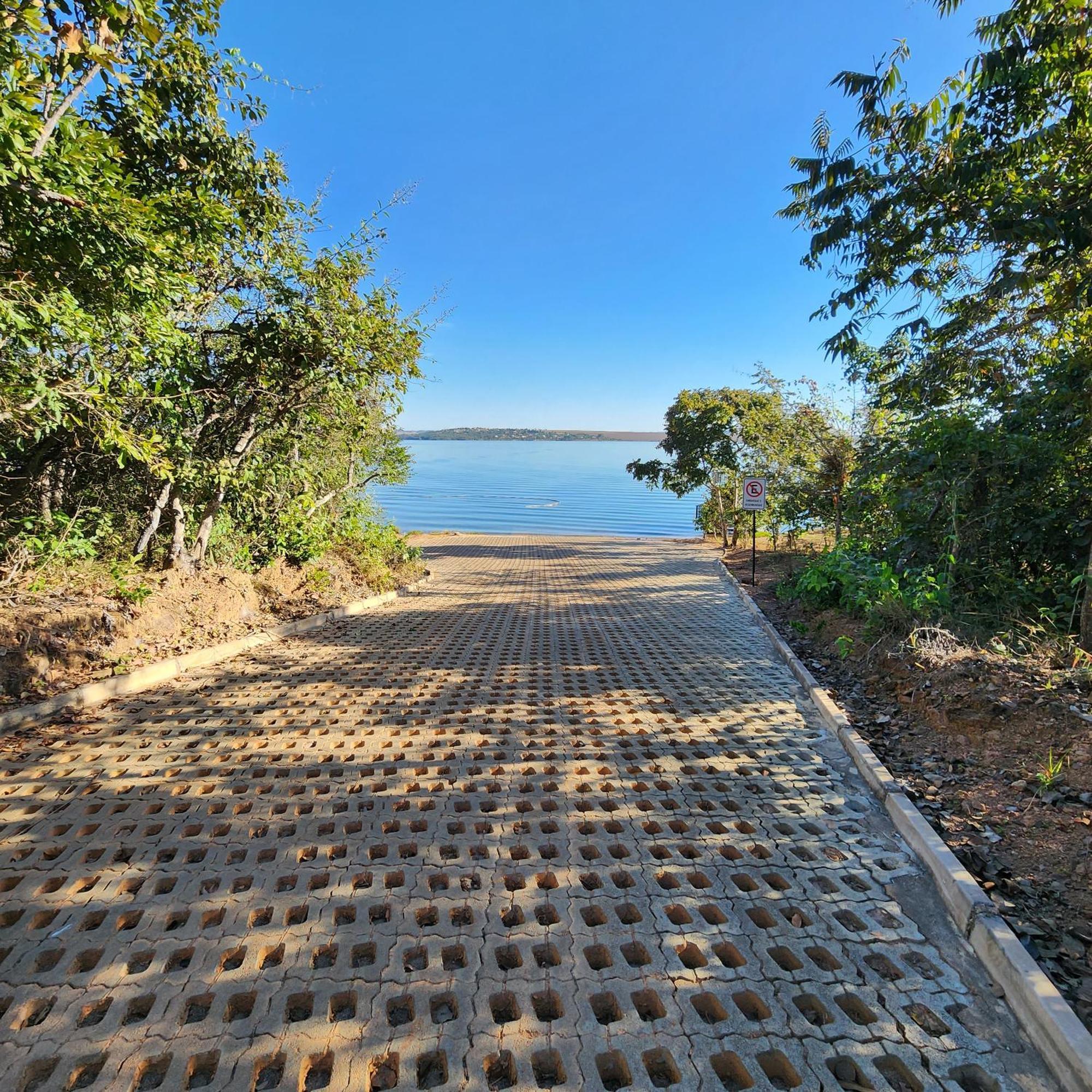 Rancho Pantanal - Lago Corumba 4 Alexania エクステリア 写真